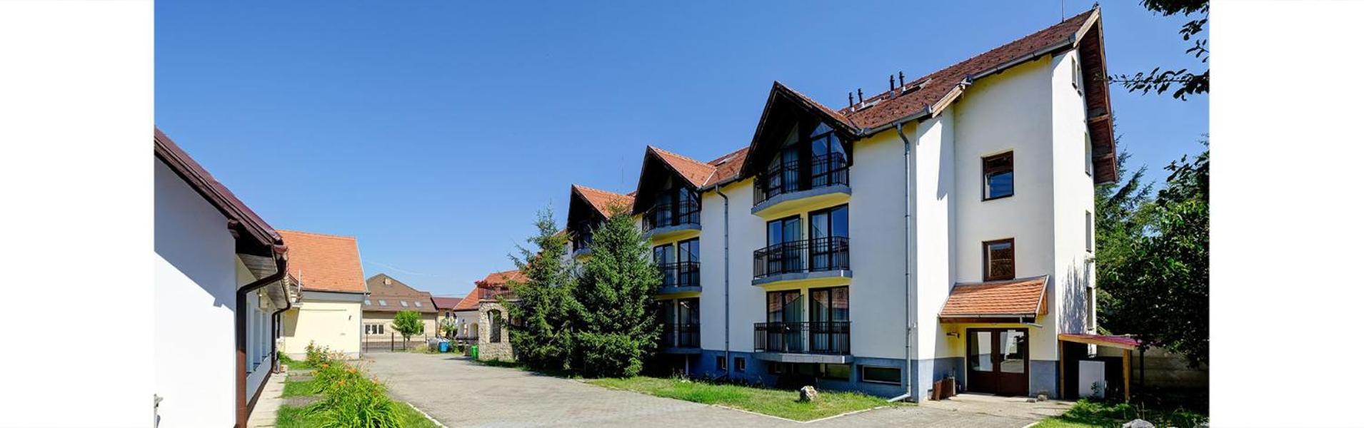 Rîşnov Pensiunea Casa Saxonia מראה חיצוני תמונה